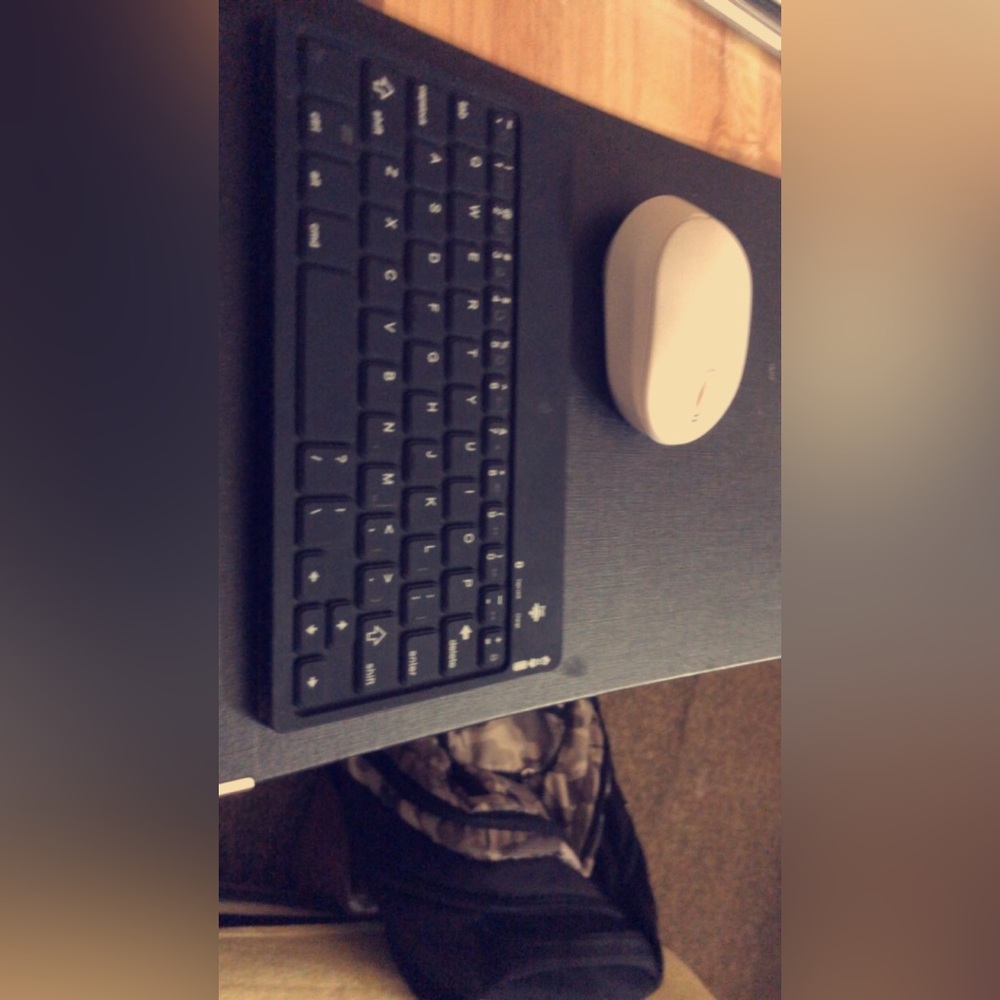 Bluetooth mouse and keyboard